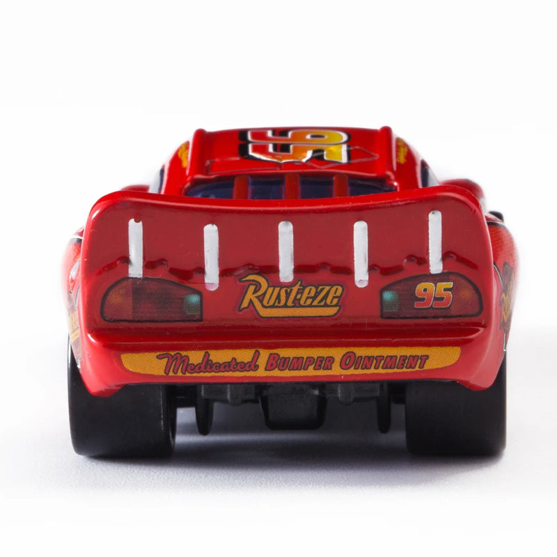 Coleção Disney Pixar Carros - Modelos Incríveis para Colecionar e Reviver Aventuras! Garanta o Seu Agora!